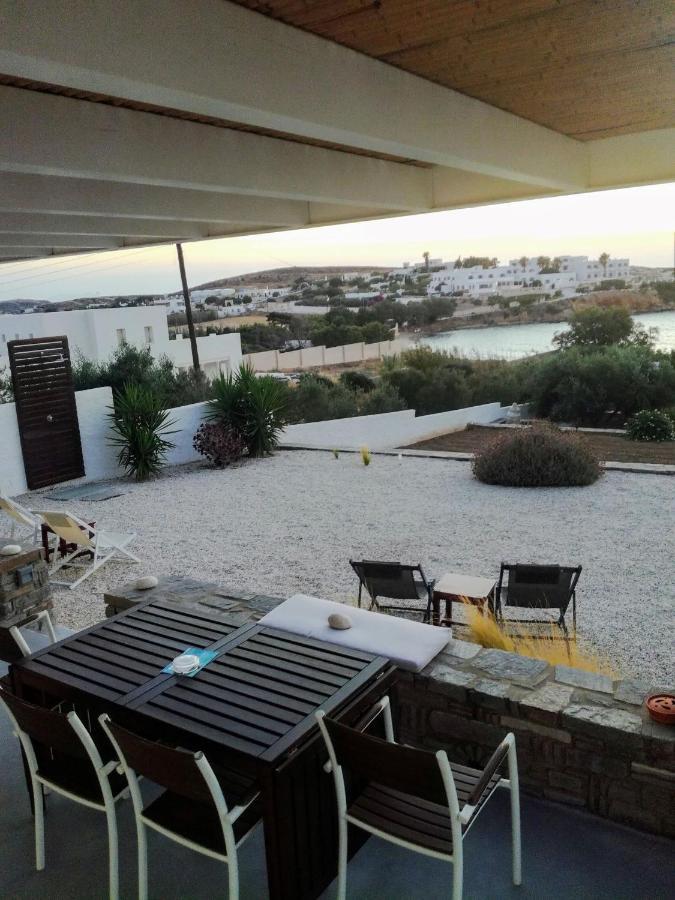 فيلا Nesaea Seafront House Parasporos المظهر الخارجي الصورة