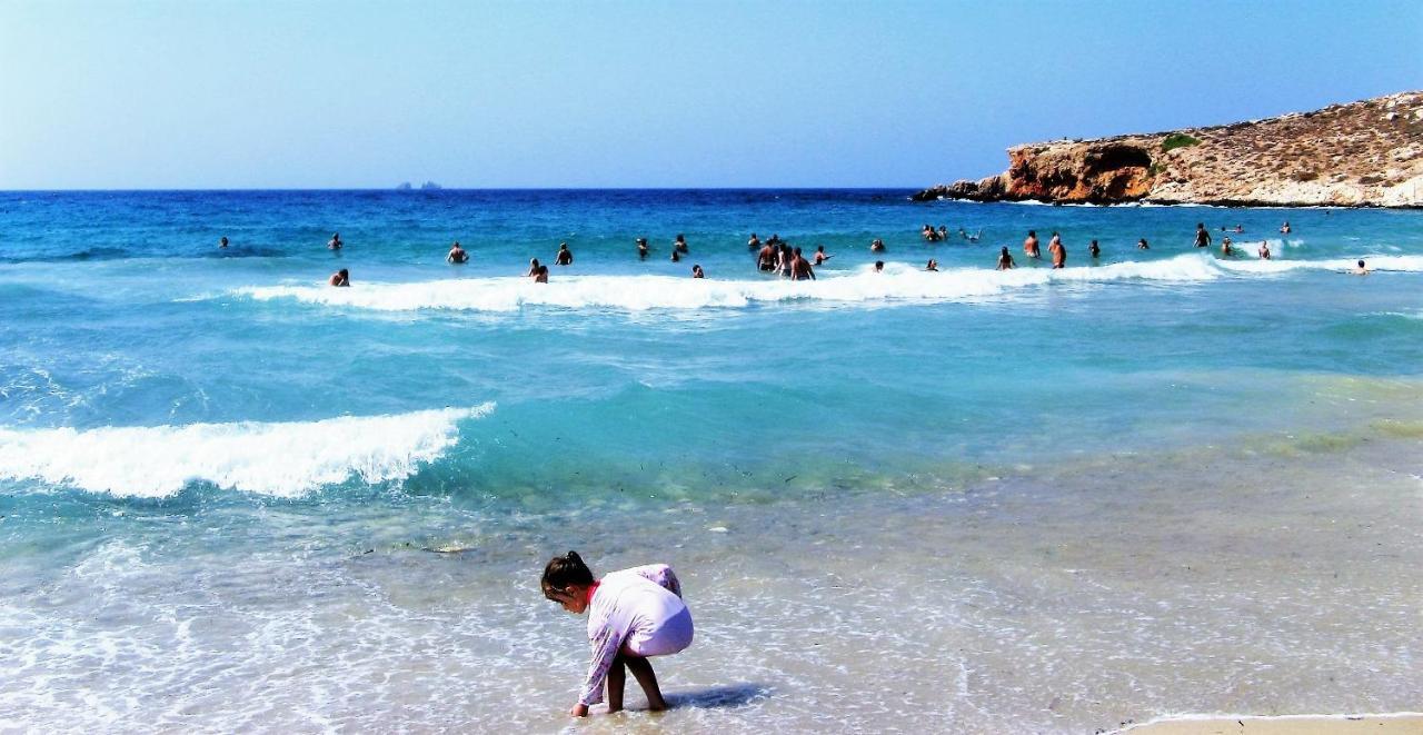 فيلا Nesaea Seafront House Parasporos المظهر الخارجي الصورة